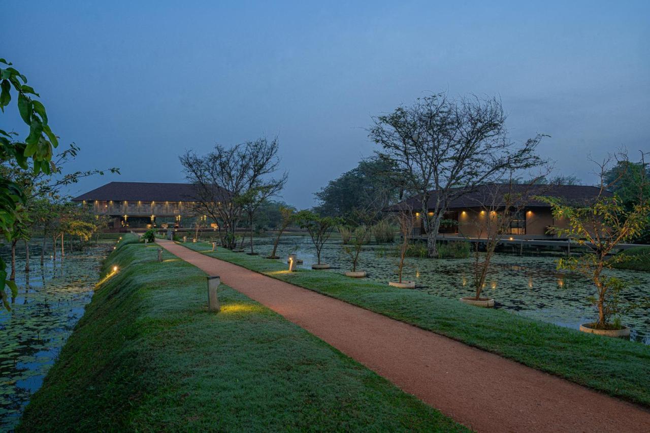 Hotel Water Garden Sigiriya Exterior foto