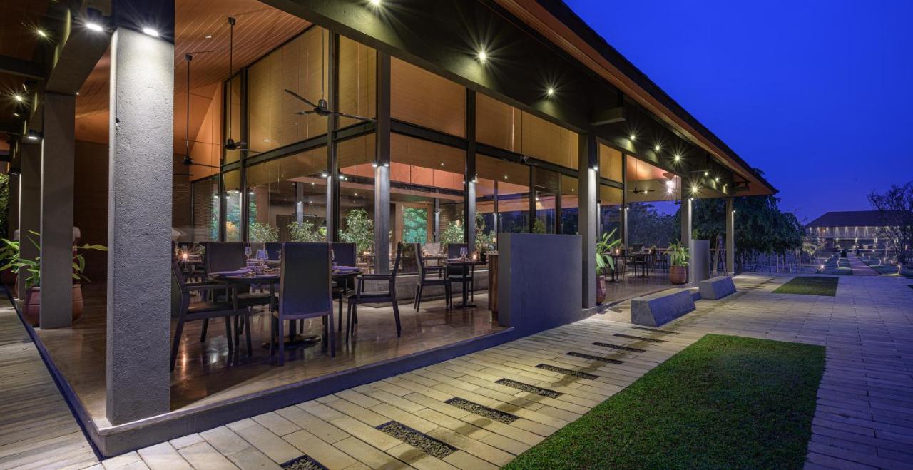 Hotel Water Garden Sigiriya Exterior foto